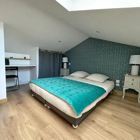 Le Guiton - Maison Avec Terrasse * La Rochelle (Charente-Maritime)